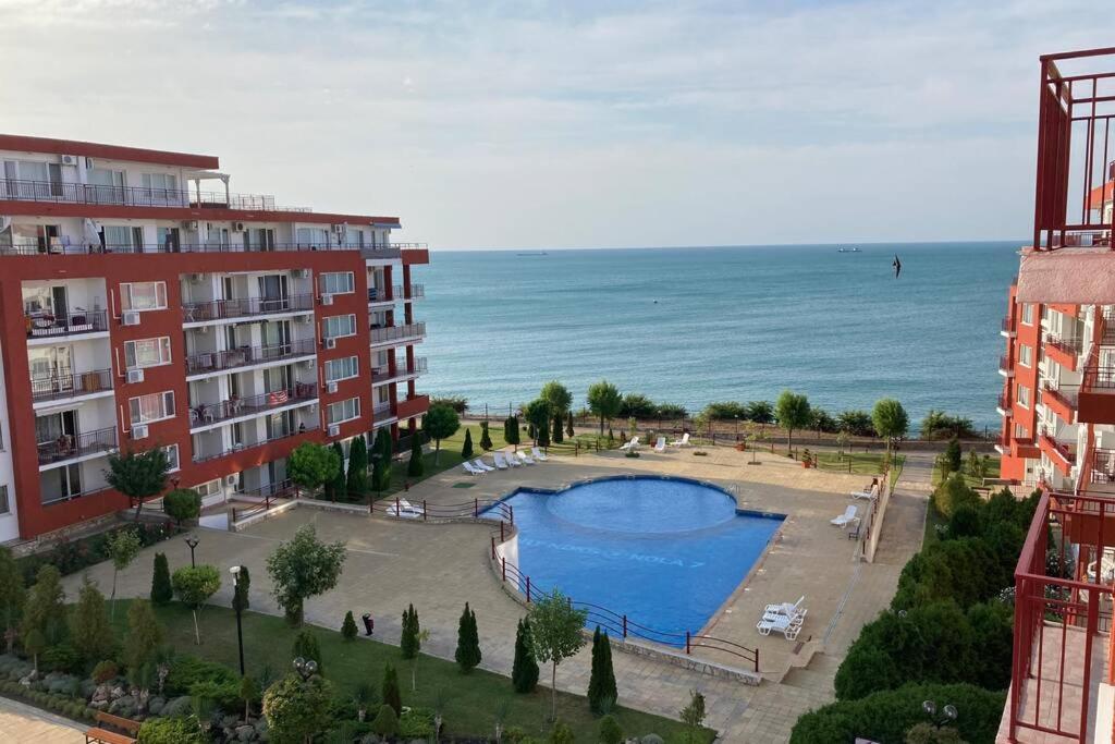 Marina View Fort Beach Studio Sveti Vlas Extérieur photo